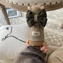 Load image into Gallery viewer, Bow Boots