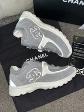 Load image into Gallery viewer, Grey C Runner Trainers