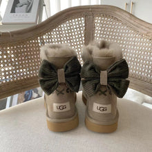 Load image into Gallery viewer, Bow Boots