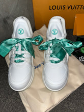 Load image into Gallery viewer, Archlight Trainers