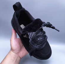 Load image into Gallery viewer, Ugg Short Trainer