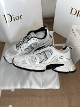 Load image into Gallery viewer, White CD Trainers