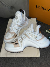 Load image into Gallery viewer, Archlight Trainers