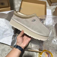 Load image into Gallery viewer, Thick Tazmin Slippers