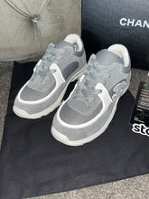Load image into Gallery viewer, Grey C Runner Trainers