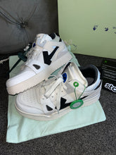 Load image into Gallery viewer, Off White Trainers