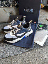 Load image into Gallery viewer, Blue, Black & White CD Runners