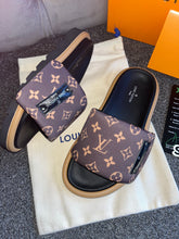 Load image into Gallery viewer, Pillow Sliders Original