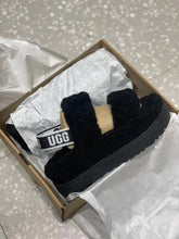 Load image into Gallery viewer, Open Toe Ugg Slippers