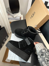 Load image into Gallery viewer, Thick Platform Ugg Boots