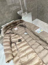 Load image into Gallery viewer, Long Mon Winter Coat