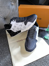 Load image into Gallery viewer, Grey Mens Trainers