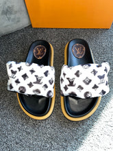 Load image into Gallery viewer, Diamond Elastic Pillow Sliders