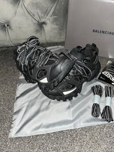 Load image into Gallery viewer, Black Track Trainers