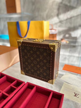 Load image into Gallery viewer, Jewellery Box