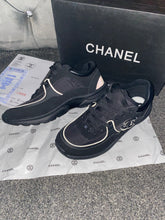 Load image into Gallery viewer, Reflective C Runners