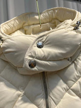 Load image into Gallery viewer, Quilted Winter Coat