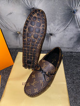 Load image into Gallery viewer, Loafers