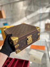 Load image into Gallery viewer, Jewellery Box