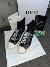 Load image into Gallery viewer, Black Hightops