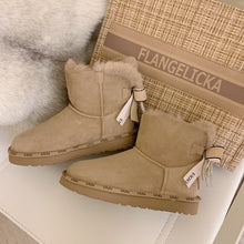 Load image into Gallery viewer, Glittery Bow Ugg Boots