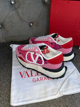Load image into Gallery viewer, Pink Valentine Trainers