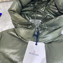 Load image into Gallery viewer, Shinny Mon Winter Coat