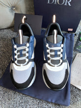 Load image into Gallery viewer, Blue, Black & White CD Runners