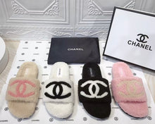 Load image into Gallery viewer, Fluffy C Slippers
