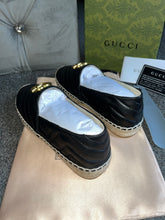 Load image into Gallery viewer, Black G Pumps