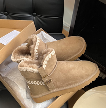 Load image into Gallery viewer, Short Ugg Boots