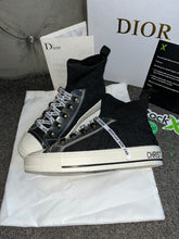 Load image into Gallery viewer, Black Hightops