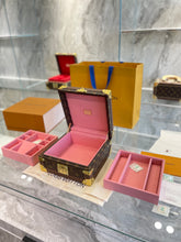 Load image into Gallery viewer, Jewellery Box