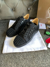 Load image into Gallery viewer, Black Patterned Studded Trainers