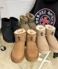 Load image into Gallery viewer, Cross Short Ugg Boots