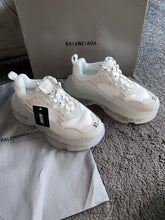 Load image into Gallery viewer, Triple Trainers - White