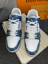 Load image into Gallery viewer, Blue & White Trainers