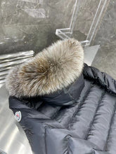 Load image into Gallery viewer, Long Mon Winter Coat