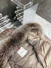 Load image into Gallery viewer, Long Mon Winter Coat