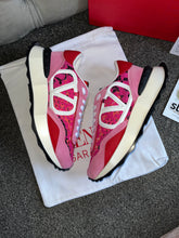 Load image into Gallery viewer, Pink Valentine Trainers