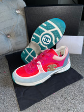 Load image into Gallery viewer, Reflective Colourful C Runner