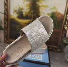 Load image into Gallery viewer, G Thick Platform Sliders