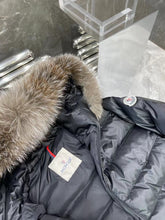 Load image into Gallery viewer, Long Mon Winter Coat