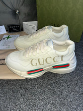 Load image into Gallery viewer, Rhyton Logo Trainer