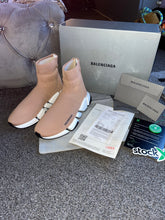 Load image into Gallery viewer, Tan Sock Trainers