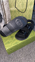 Load image into Gallery viewer, Black G Strapped Sandals
