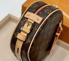 Load image into Gallery viewer, Large Chapeau Crossbody Bag