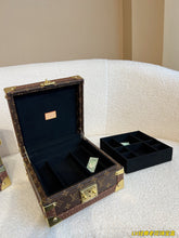 Load image into Gallery viewer, Jewellery Box