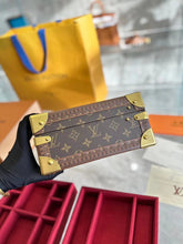 Load image into Gallery viewer, Jewellery Box