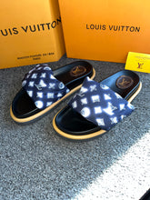 Load image into Gallery viewer, Diamond Elastic Pillow Sliders